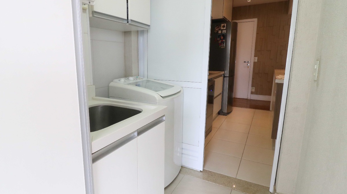 Apartamento à venda com 3 quartos, 96m² - Foto 27