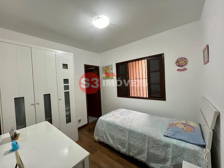 Casa à venda com 3 quartos, 178m² - Foto 7