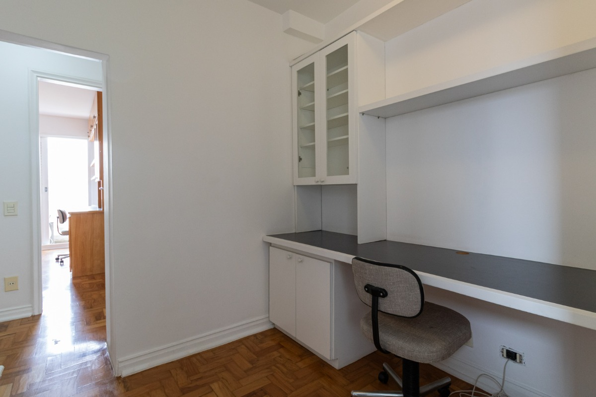 Apartamento à venda com 3 quartos, 128m² - Foto 11