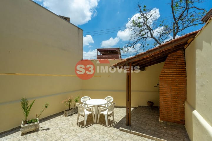 Casa à venda com 3 quartos, 173m² - Foto 14