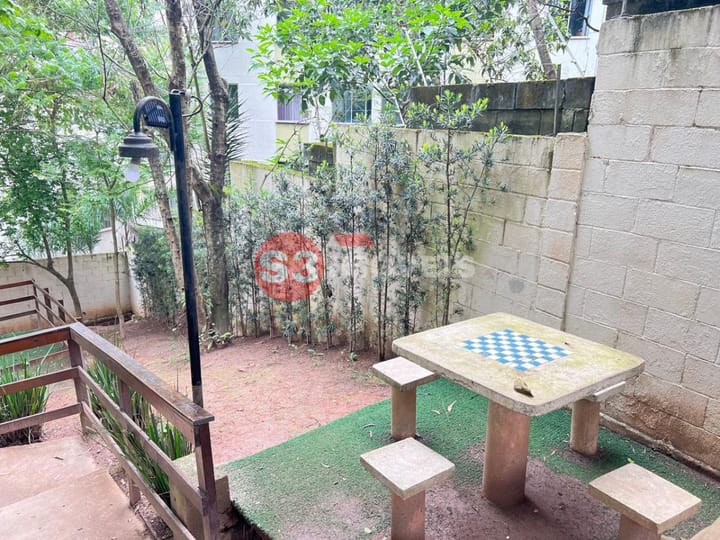 Apartamento à venda com 2 quartos, 45m² - Foto 17