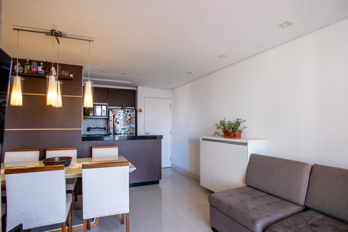 Apartamento à venda com 3 quartos, 69m² - Foto 8