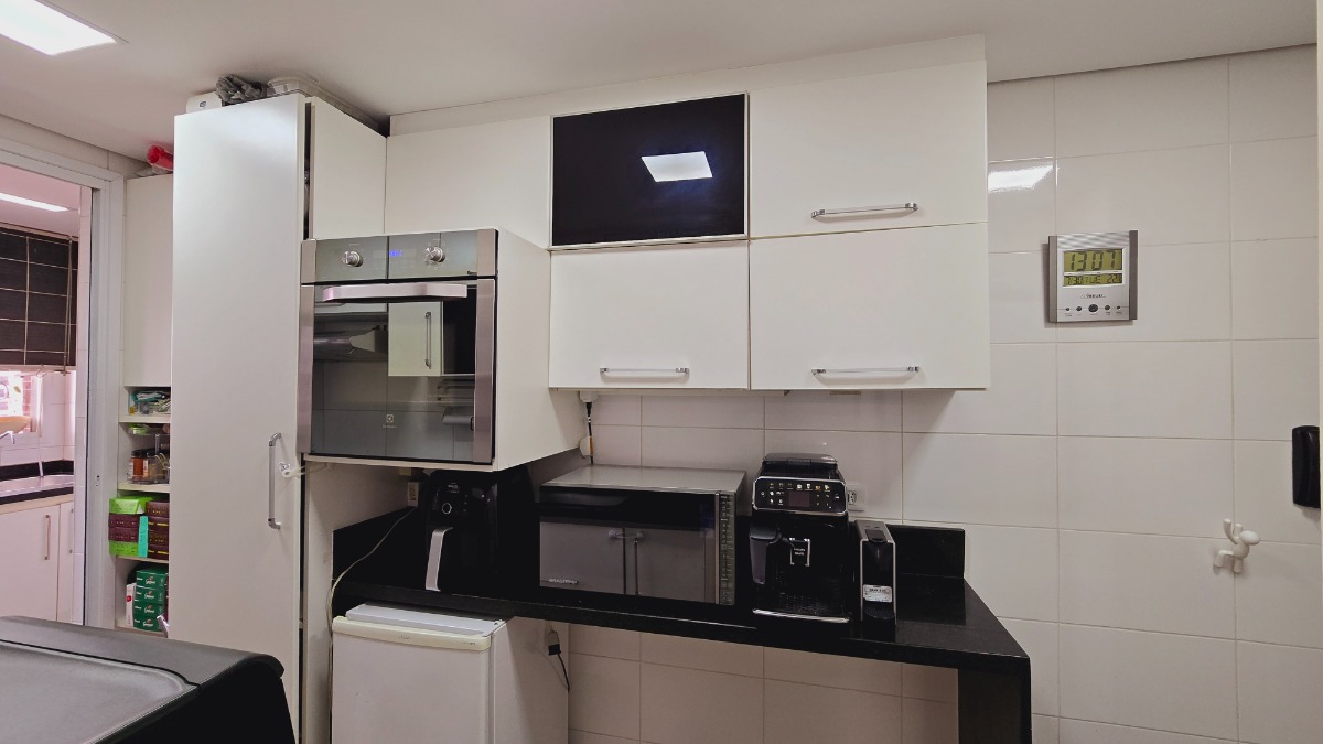 Apartamento à venda com 3 quartos, 87m² - Foto 12