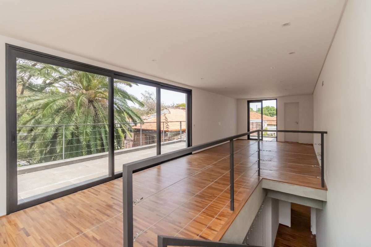 Casa à venda com 3 quartos, 318m² - Foto 8