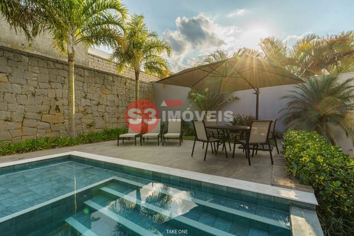 Casa de Condomínio à venda com 4 quartos, 560m² - Foto 13