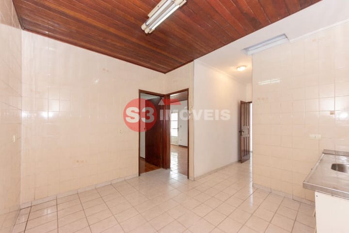 Casa à venda com 5 quartos, 210m² - Foto 11