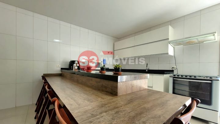 Casa à venda com 3 quartos, 245m² - Foto 37