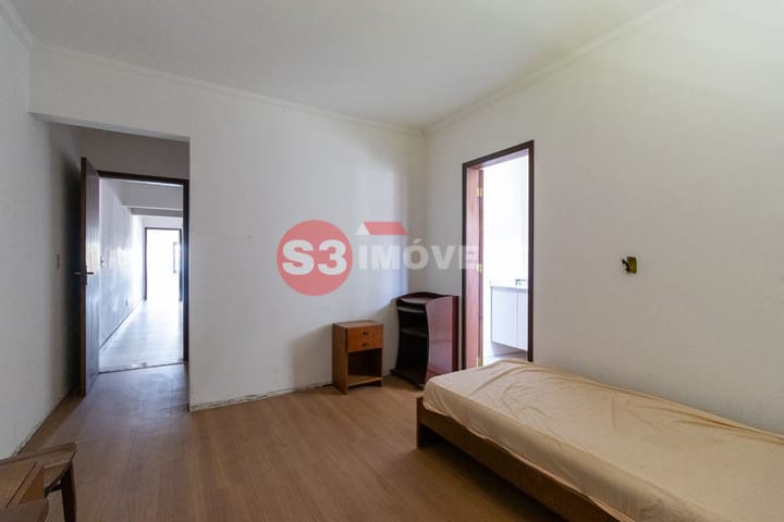 Casa à venda com 6 quartos, 450m² - Foto 19