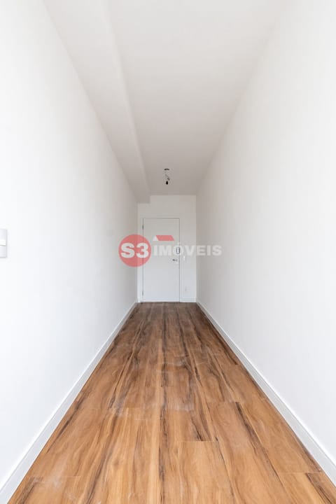 Apartamento à venda com 1 quarto, 56m² - Foto 32