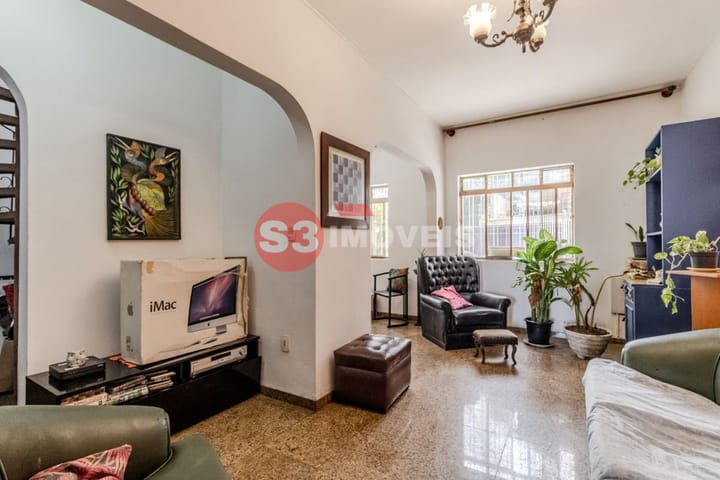 Casa à venda com 5 quartos, 200m² - Foto 10