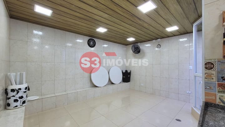 Casa à venda com 3 quartos, 301m² - Foto 42