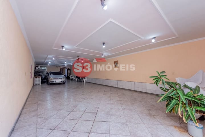 Casa à venda com 3 quartos, 322m² - Foto 25