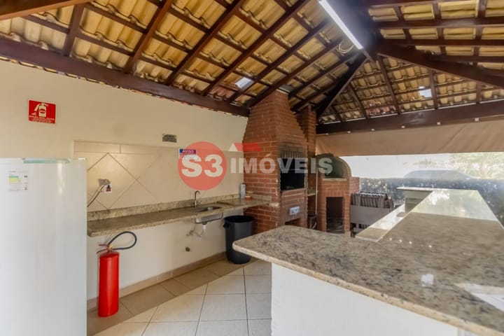 Apartamento à venda com 2 quartos, 64m² - Foto 32