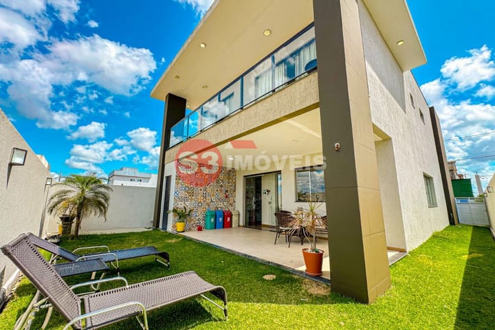 Casa de Condomínio à venda com 4 quartos, 240m² - Foto 28