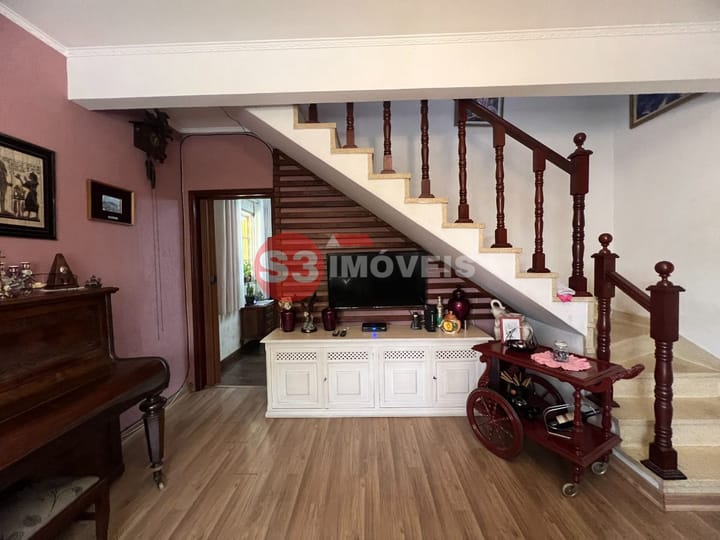 Casa à venda com 3 quartos, 147m² - Foto 11