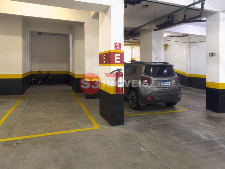 Apartamento à venda com 3 quartos, 127m² - Foto 32