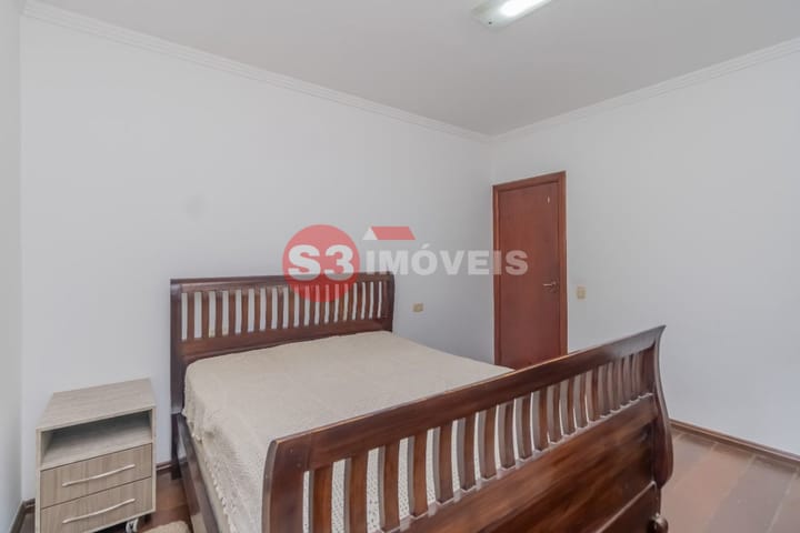 Casa à venda com 4 quartos, 219m² - Foto 14