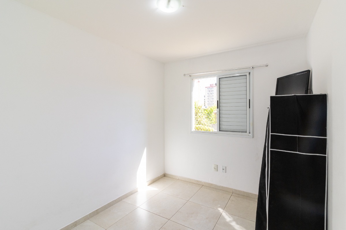 Apartamento à venda com 2 quartos, 57m² - Foto 15