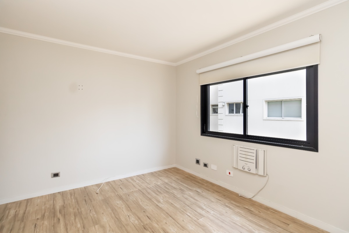 Apartamento à venda com 3 quartos, 136m² - Foto 23