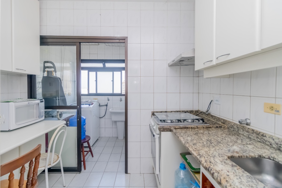 Apartamento à venda com 2 quartos, 58m² - Foto 15