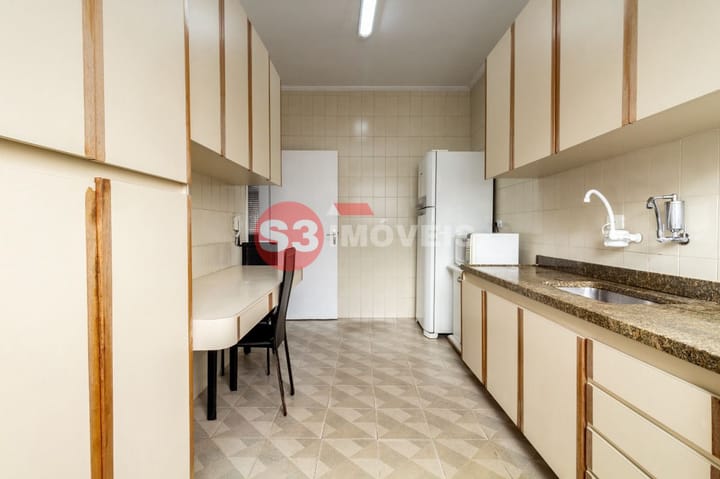 Casa à venda com 3 quartos, 180m² - Foto 8