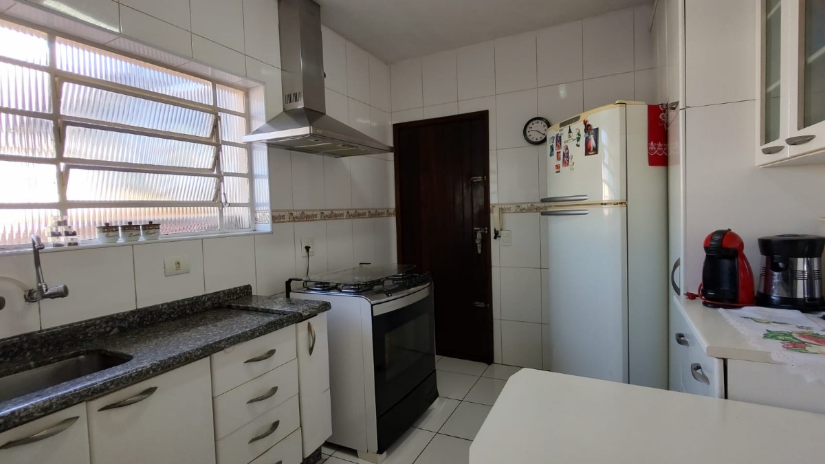 Casa à venda com 3 quartos, 115m² - Foto 7