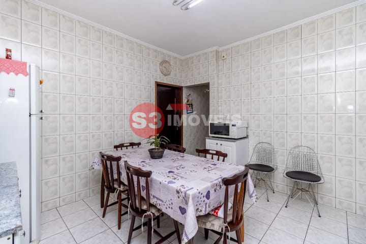 Casa à venda com 3 quartos, 180m² - Foto 8