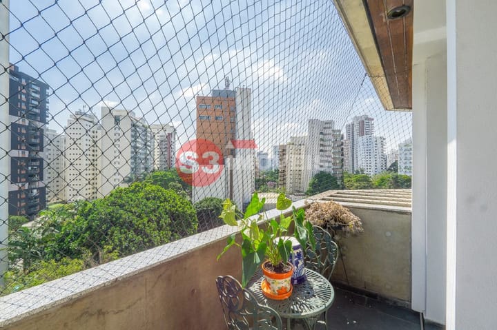 Apartamento à venda com 3 quartos, 200m² - Foto 17