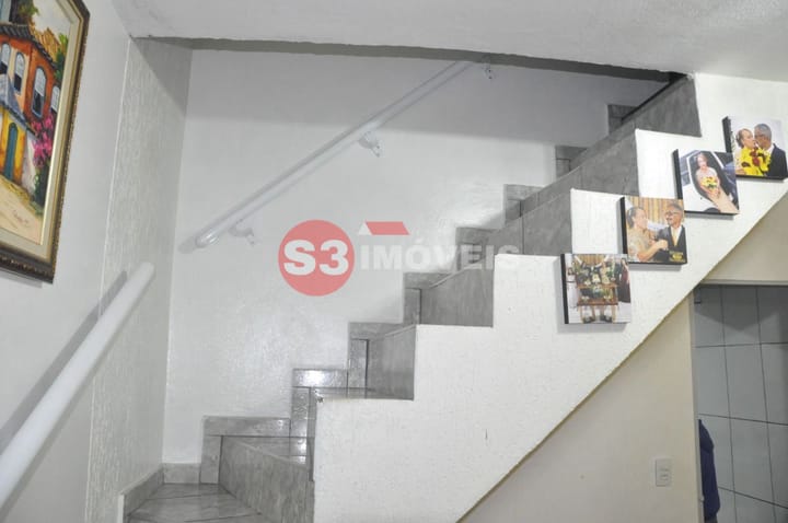 Casa à venda com 5 quartos, 175m² - Foto 33