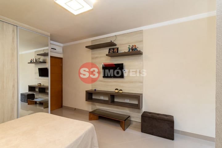 Casa à venda com 3 quartos, 240m² - Foto 15