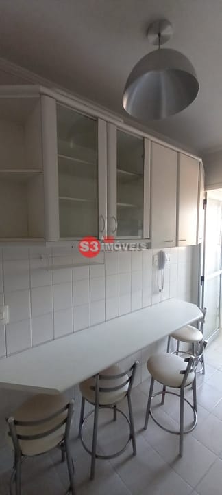 Apartamento à venda com 2 quartos, 62m² - Foto 4