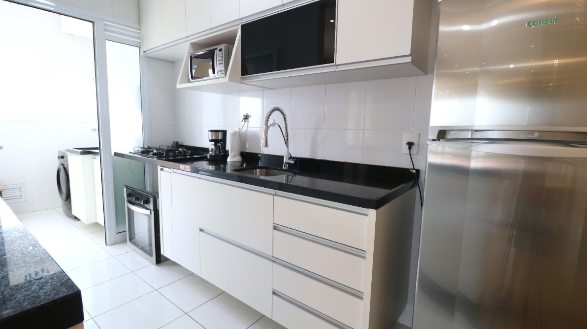 Apartamento à venda com 3 quartos, 80m² - Foto 21