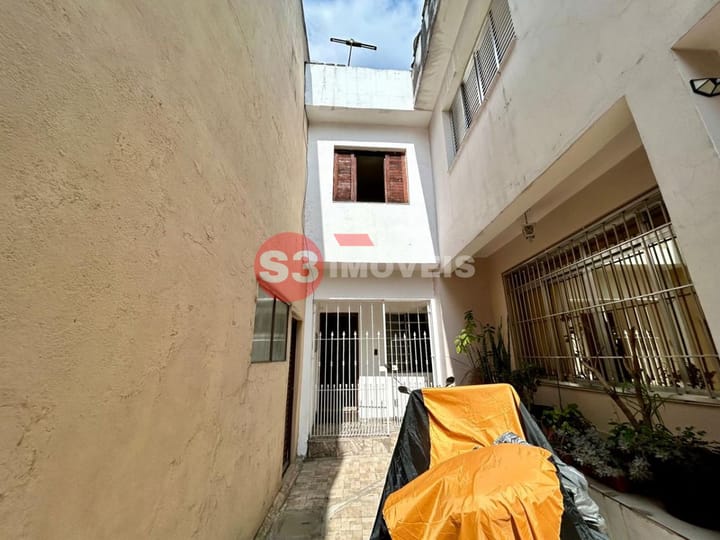 Casa à venda com 4 quartos, 98m² - Foto 2