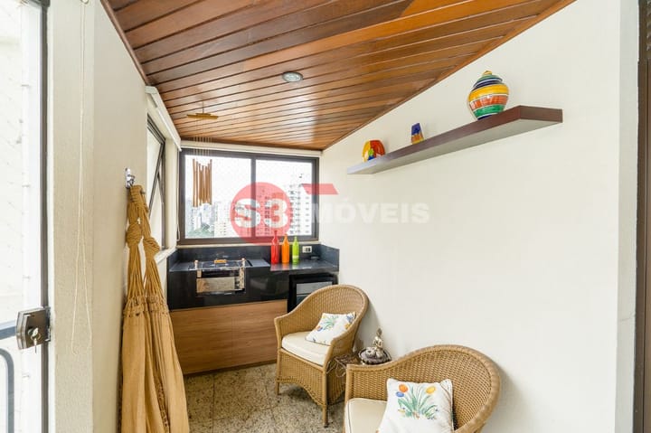 Apartamento à venda com 3 quartos, 201m² - Foto 17