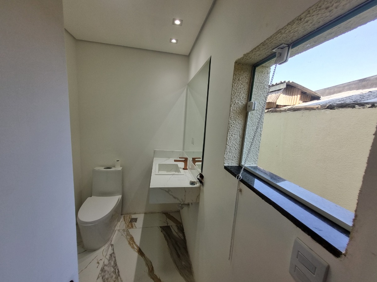 Casa à venda com 3 quartos, 206m² - Foto 16