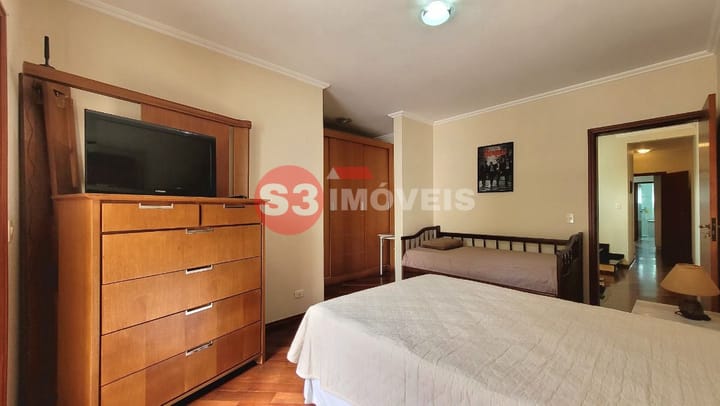 Casa à venda com 3 quartos, 294m² - Foto 40