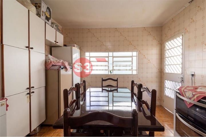 Casa à venda com 5 quartos, 215m² - Foto 9