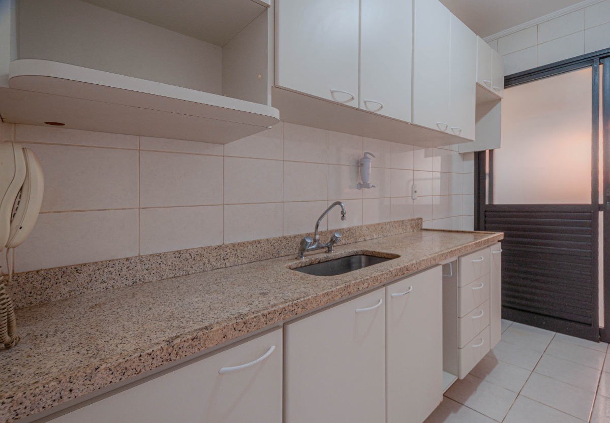 Apartamento à venda com 3 quartos, 66m² - Foto 29