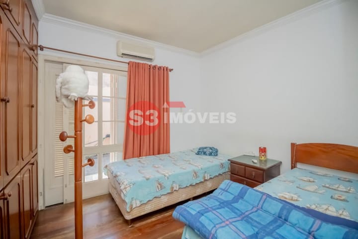 Casa à venda com 3 quartos, 256m² - Foto 17