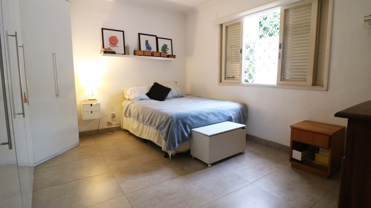 Casa à venda com 4 quartos, 350m² - Foto 19