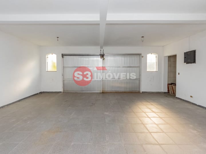 Casa à venda com 3 quartos, 250m² - Foto 32