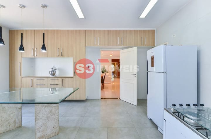 Apartamento à venda com 3 quartos, 191m² - Foto 15