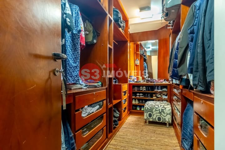 Apartamento à venda com 3 quartos, 245m² - Foto 19