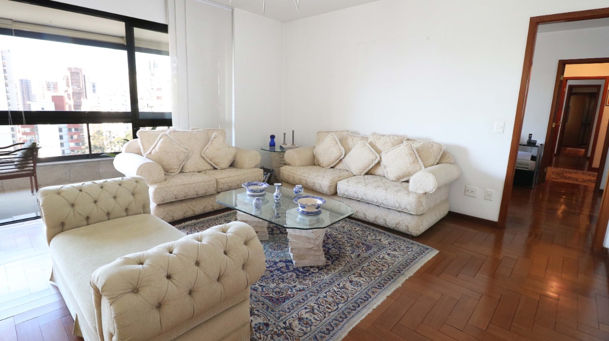 Apartamento à venda com 4 quartos, 226m² - Foto 7