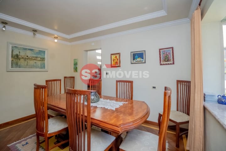 Casa à venda com 3 quartos, 256m² - Foto 11