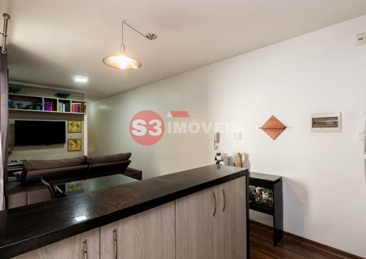 Apartamento à venda com 2 quartos, 56m² - Foto 15