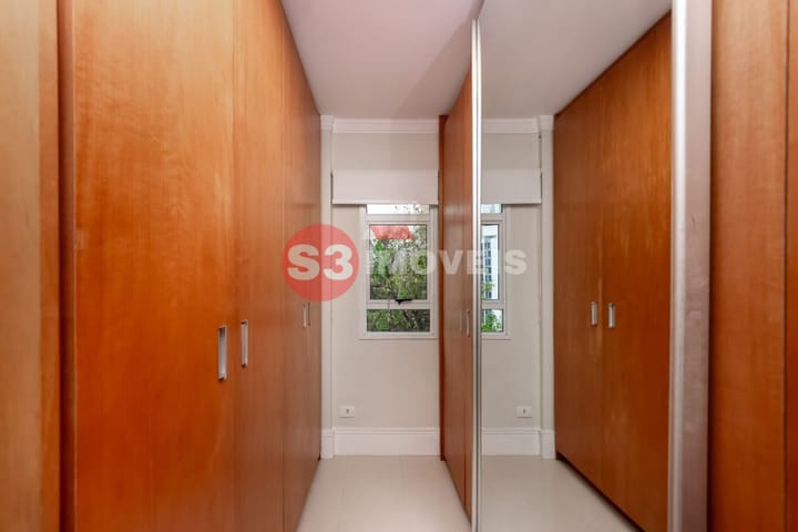 Apartamento à venda com 4 quartos, 223m² - Foto 8