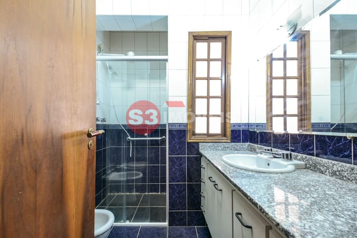 Casa à venda com 3 quartos, 280m² - Foto 16