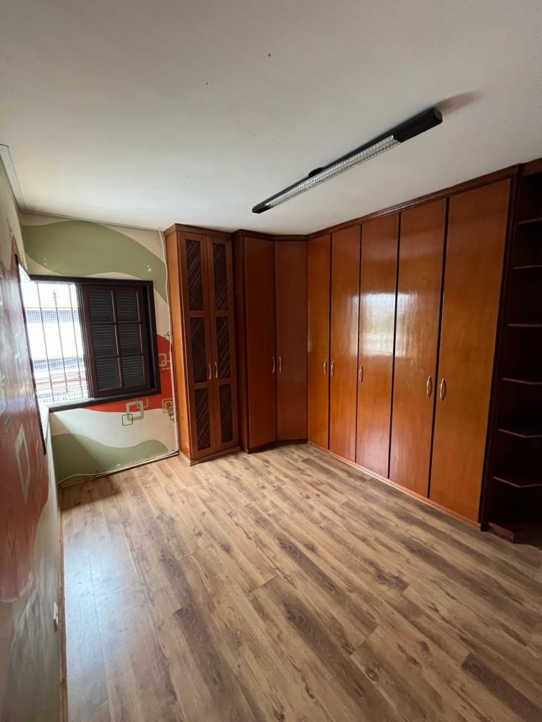 Casa à venda com 3 quartos, 198m² - Foto 8