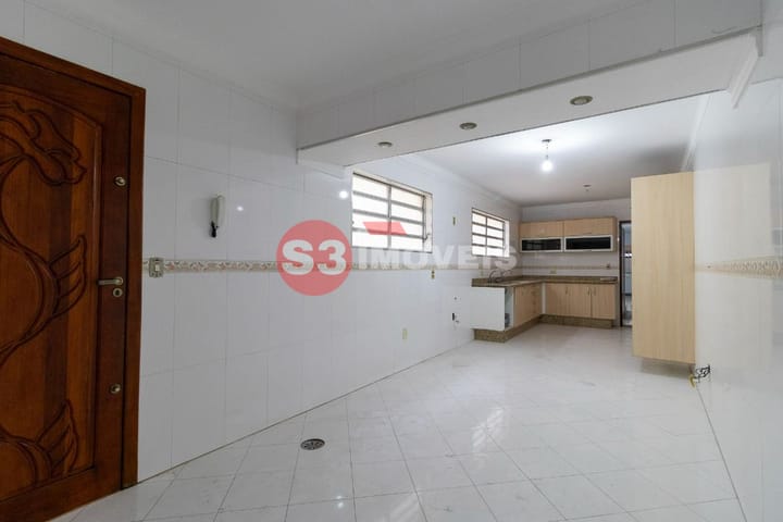 Casa à venda com 3 quartos, 240m² - Foto 24